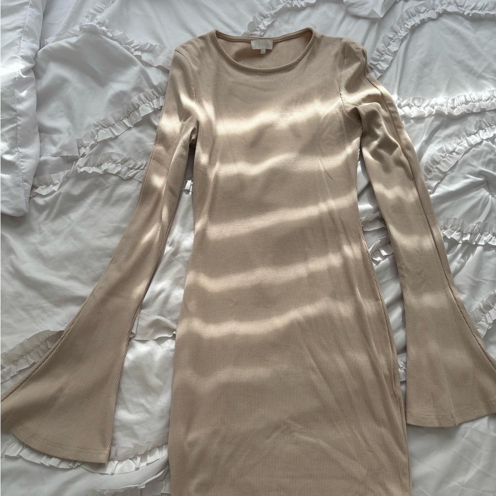 Meshki Cream Ribbed Bell Shaped Dress- NWOT- Size XS